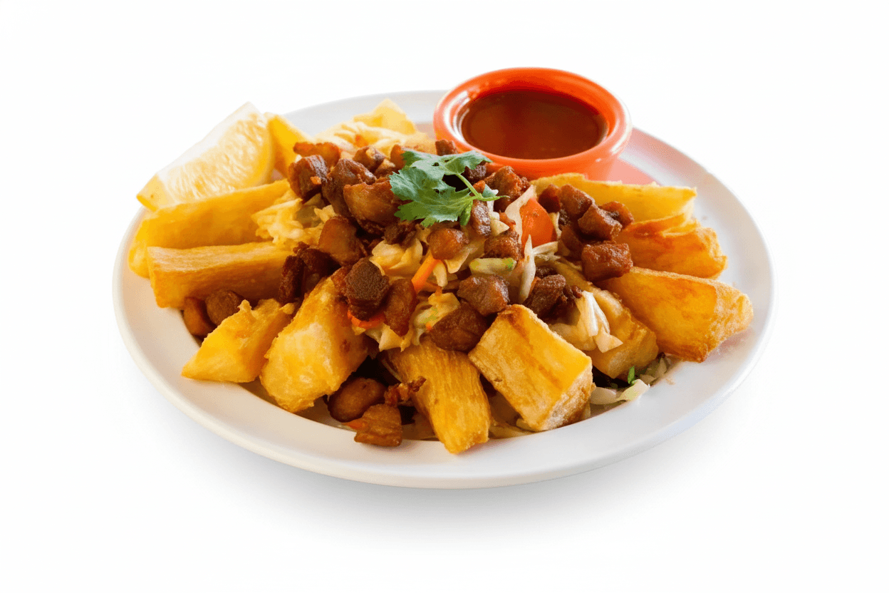 Yuca Frita con Chicharrón y Chimol